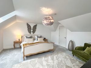 Photo 13- click for photo gallery